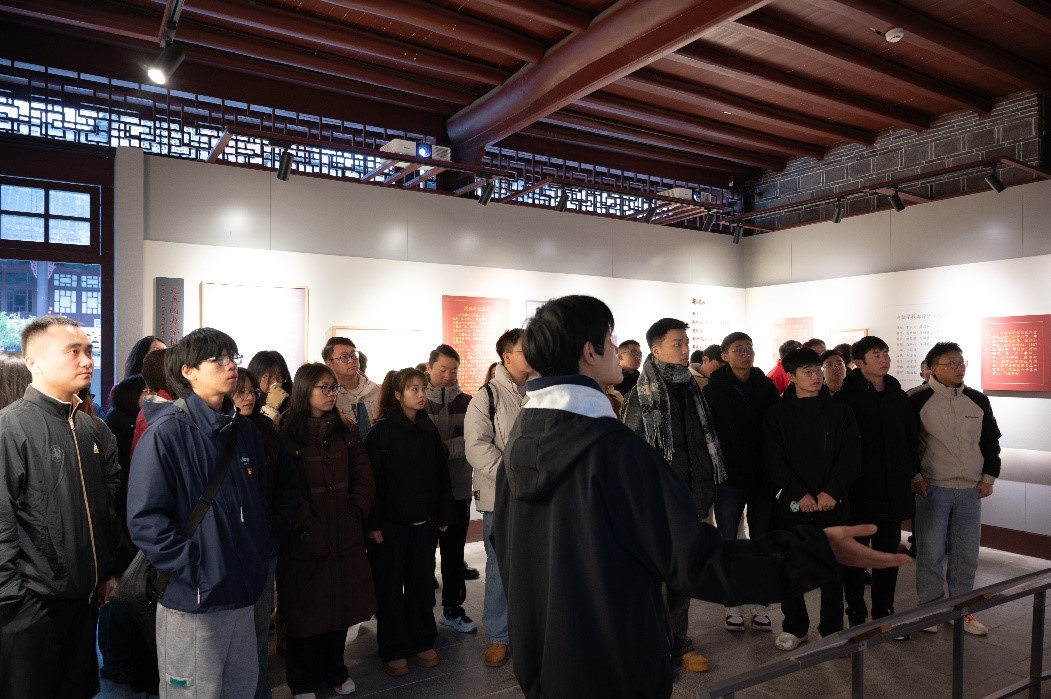 铭记“一二·九”精神,追寻红色足迹 ——365英国上市网站官网信通系研究生第一党支部 十二月主题党日活动